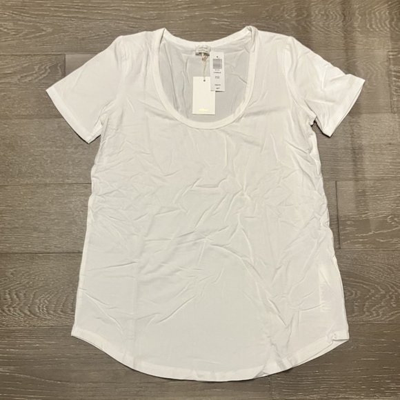 Wilfred Chablis White Scoop-neck t-shirt - NWT - Picture 5 of 8